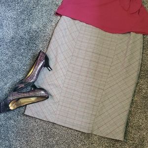 New York & Company gray and red plaid pencil skirt